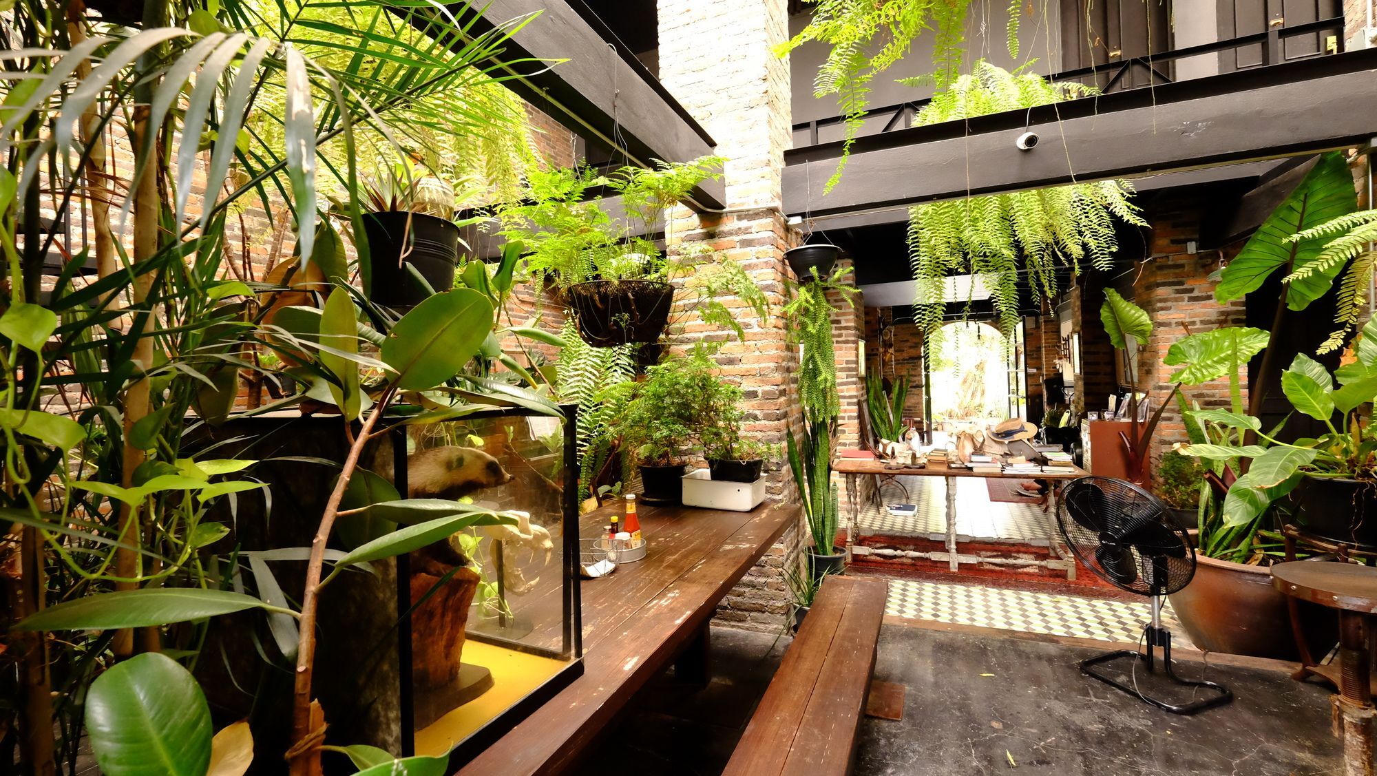 J No.14 Bed & Breakfast Банкок Екстериор снимка